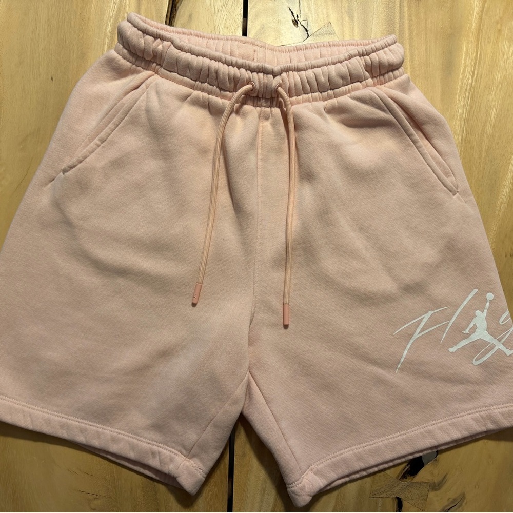 NIKE MEN’S JORDAN FLEECE LIGHT PINK SHORTS (XS)